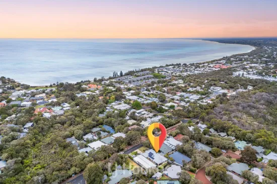 Elegant, Light-Filled Living in a Premier Dunsborough Location