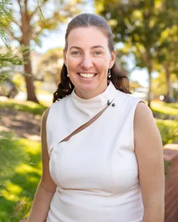 Janice Minihan - Real Estate Agent