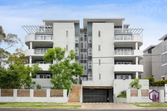 Stylish Boutique Apartment with Spacious 105sqm on Title  Walk to Station