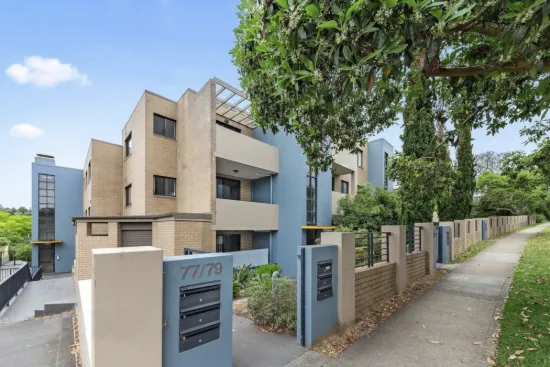 Stunning Top-Floor Apartment in Telopea
