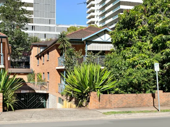 Rare Find, Low-Rise Complex With Huge Future Potential in a High Growth Area