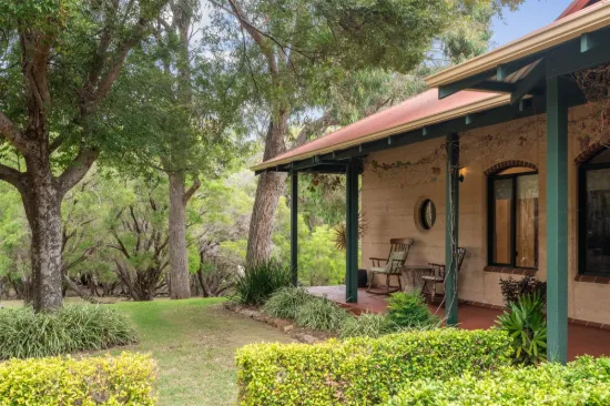 Tranquil Rural Lifestyle Property with Space, Privacy & Flexibility
