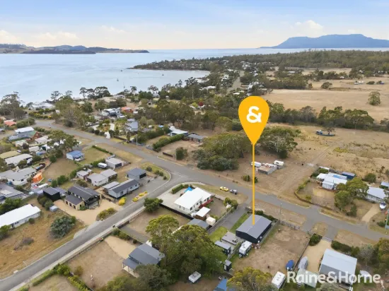 Holiday, Invest or Nest - This One Does It All!