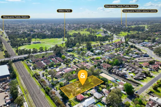 ATTENTION DEVELOPERS AND INVESTORS! Land Size 2318 Sqm! 