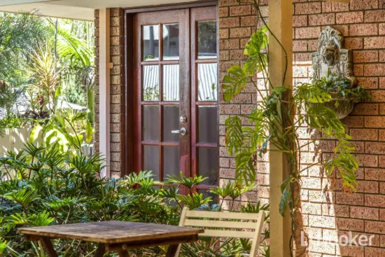 Relaxed Beachside Living in the Heart of Falcon