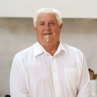 Neil Cole - Real Estate Agent