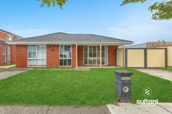 Spacious Family Living in a Prime Narre Warren Location