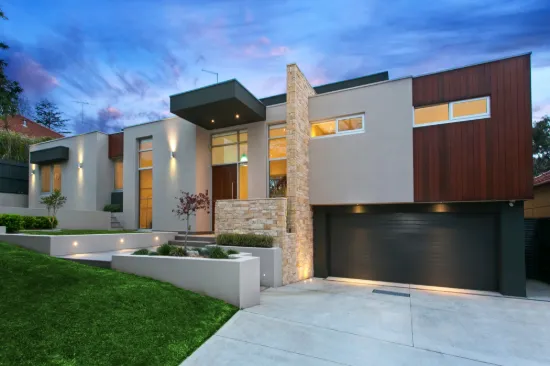 Architecturally Designed Luxury Home in Prestigious Kyle Bay Locale