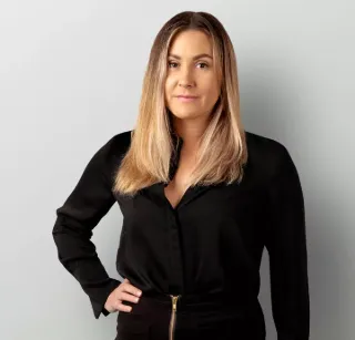 Victoria McAree - Real Estate Agent