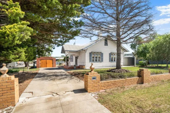Great Gem in Darley!