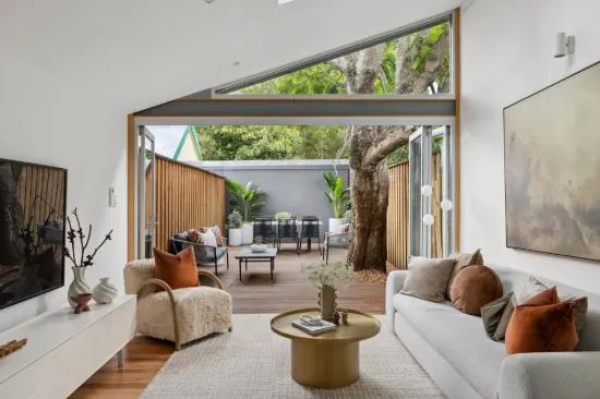 Architectural semi / NE light / whole-floor master retreat