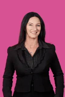 Jenni Hood - Real Estate Agent