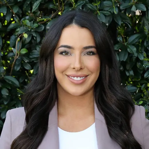 Annabel Lindsay - Real Estate Agent at McGrath - Maroubra