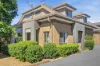 Freestanding 3 Bedroom Townhouse