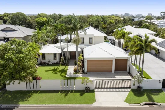 Lavish Modern Living + The Ultimate Waterfront Address