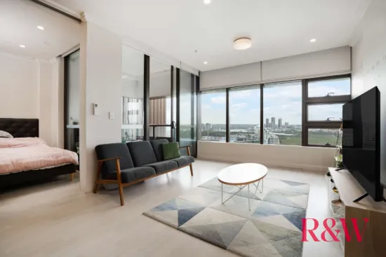 Luxury One Bedroom + Study with Spectacular City & Park Views
