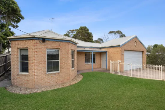 Easy Family Living with Alfresco Appeal