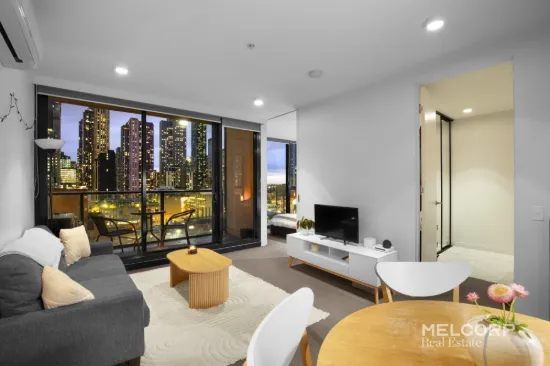 stylish Living in a Dream CBD Location