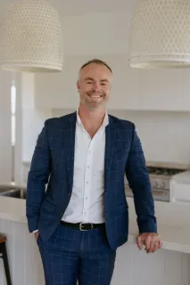 Jonathan Graham - Real Estate Agent