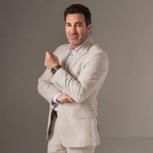 Robert Elezovic - Real Estate Agent at Raine & Horne - Brunswick