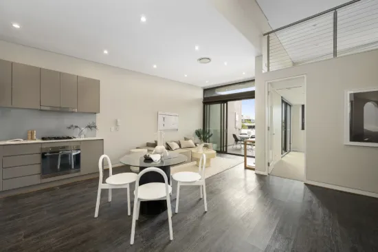 Stylish Executive Apartment in the Heart of Mona Vale