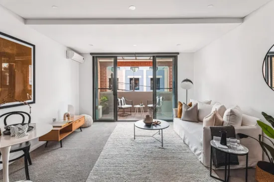 Spacious apartment in ultimate lifestyle locale