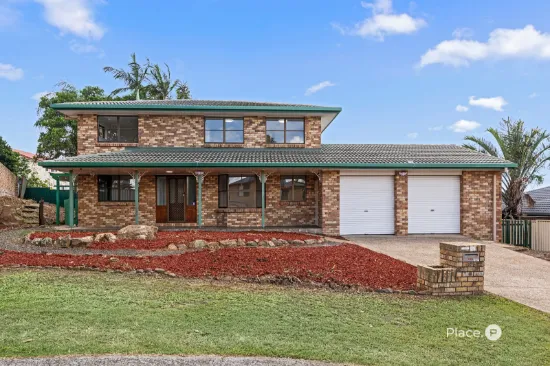 Spacious 6-Bedroom Classic Brick & Tile Family Home in Prime Sunnybank Hills Location