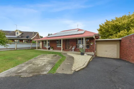 Comfortable Family Living with Space to Entertain and Grow.