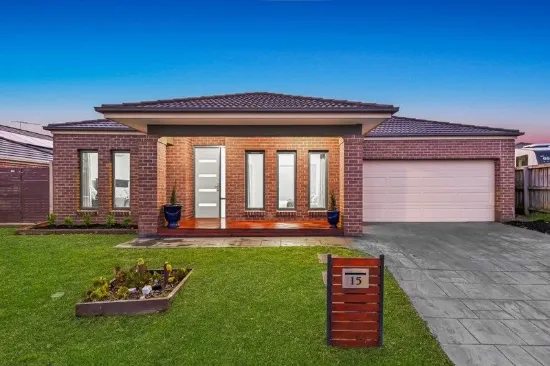 Stylishly Renovated Family Home on 584m² in a Prime Officer Location