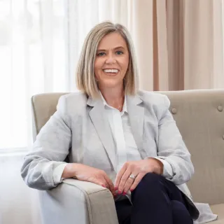 Monique Fitzgerald - Real Estate Agent