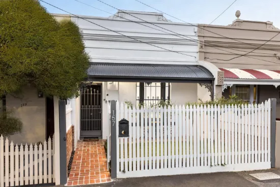 Charming single-front terrace in the heart of Brunswick