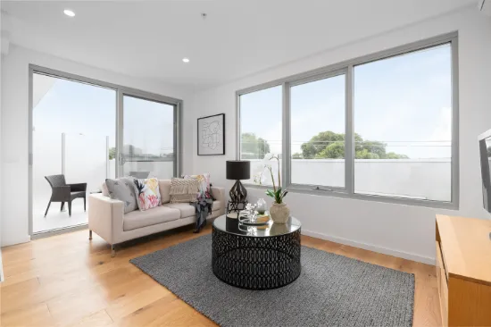 Dalgety Apartments