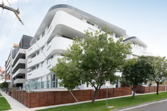 Dalgety Apartments