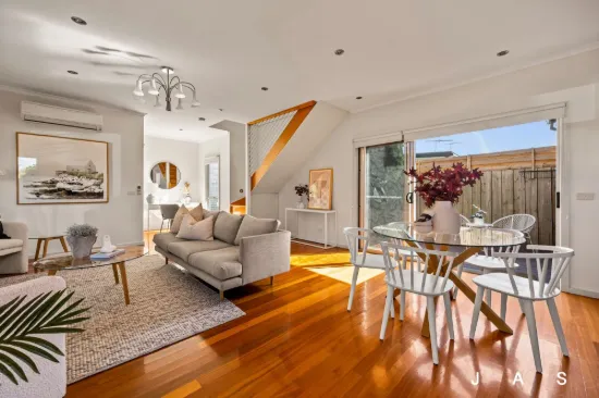 Street-Facing Entertainer With Every Yarraville Advantage
