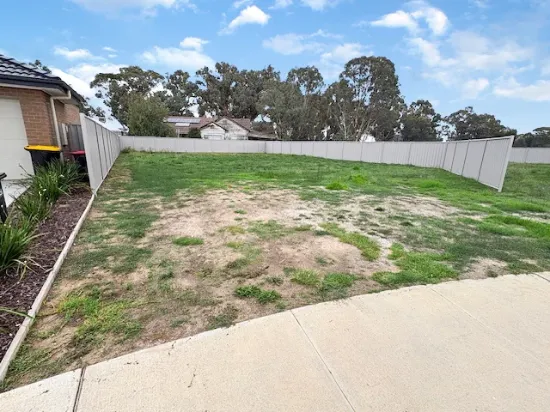 VACANT LAND - QUIET COURT LOCATION