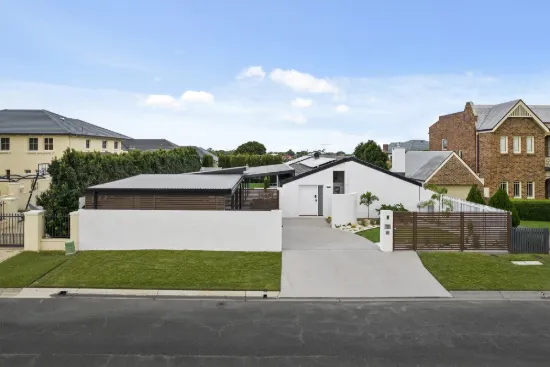 The Ultimate Family Entertainer in Bridgeman Downs 