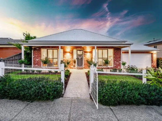 CLASSIC ELEGANCE WITH A CONTEMPORARY EDGE - OVERSIZED GARAGE + INGROUND POOL!