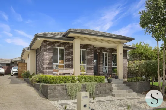 Coastal-Inspired Living Opposite Serene Wetlands – Style, Simplicity & Smart Buying in Fletcher