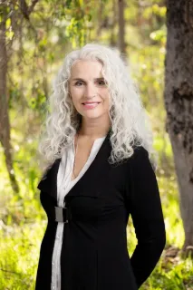 Jo John - Real Estate Agent