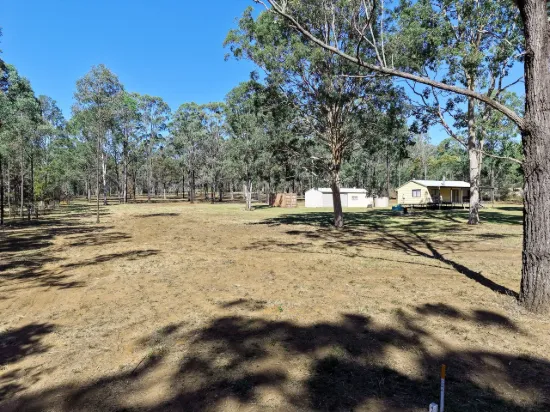 6.45 acres just 3 minutes from Blackbutt Town Centre