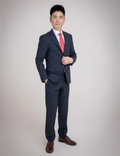 Jun Zeng - Real Estate Agent