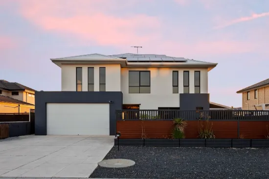 🌊 Ocean Views. Grand Proportions. Blue-Chip Location. 🌊