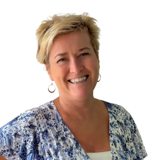Karen Chadwick - Real Estate Agent at Local Realty Sales & Rentals - TWEED HEADS 