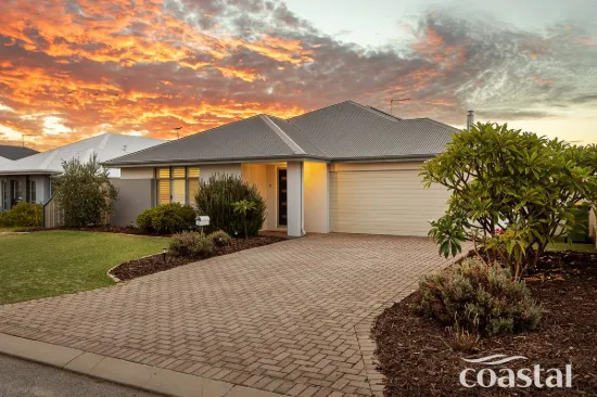 Effortless Family Living in Meadow Springs