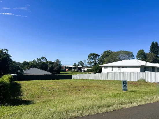The North End Knockout: 711m² of Pure Potential!