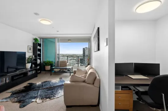 Sky-High Living in the Heart of Newstead