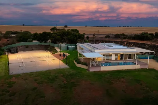 A Rare Waterfront Estate on 194 Acres