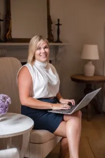 Jess Stewart - Real Estate Agent