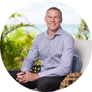 Brett Finnie - Real Estate Agent