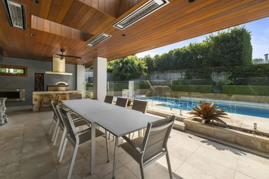 Luxury Family Entertainer with Poolside Alfresco and Grand Proportions
